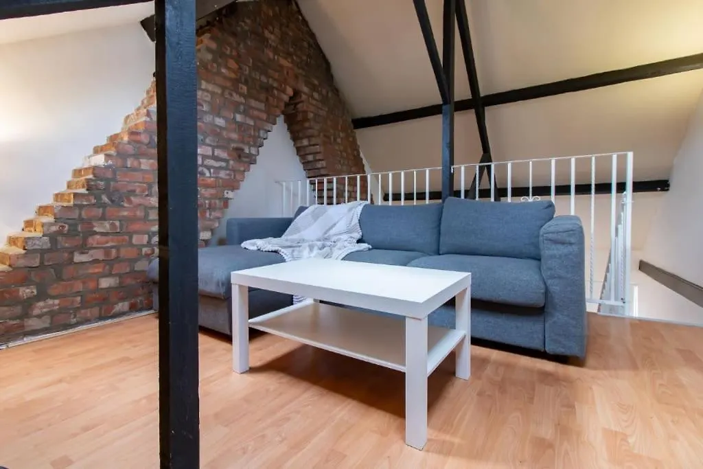 5 Bedrooms Eastbourne-Luna Apartments Newcastle upon Tyne United Kingdom
