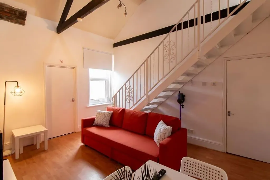 5 Bedrooms Eastbourne-Luna Apartments Newcastle upon Tyne