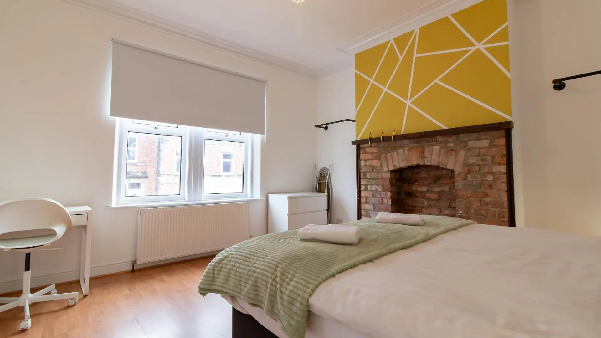 ניוקאסל 5 Bedrooms Eastbourne-Luna Apartments
