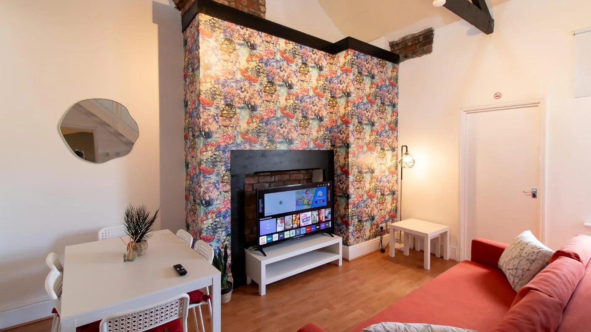 ניוקאסל 5 Bedrooms Eastbourne-Luna Apartments 0*,  בריטניה