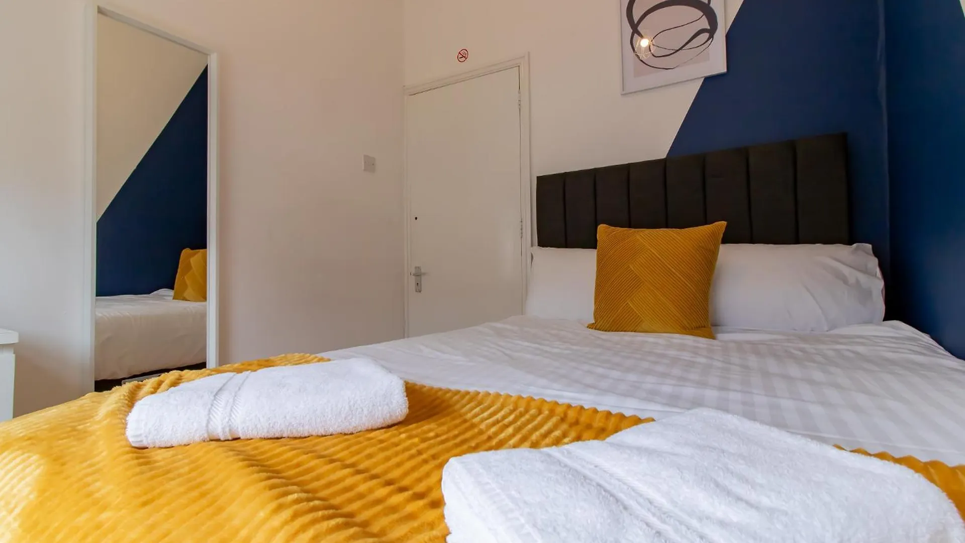 ניוקאסל 5 Bedrooms Eastbourne-Luna Apartments