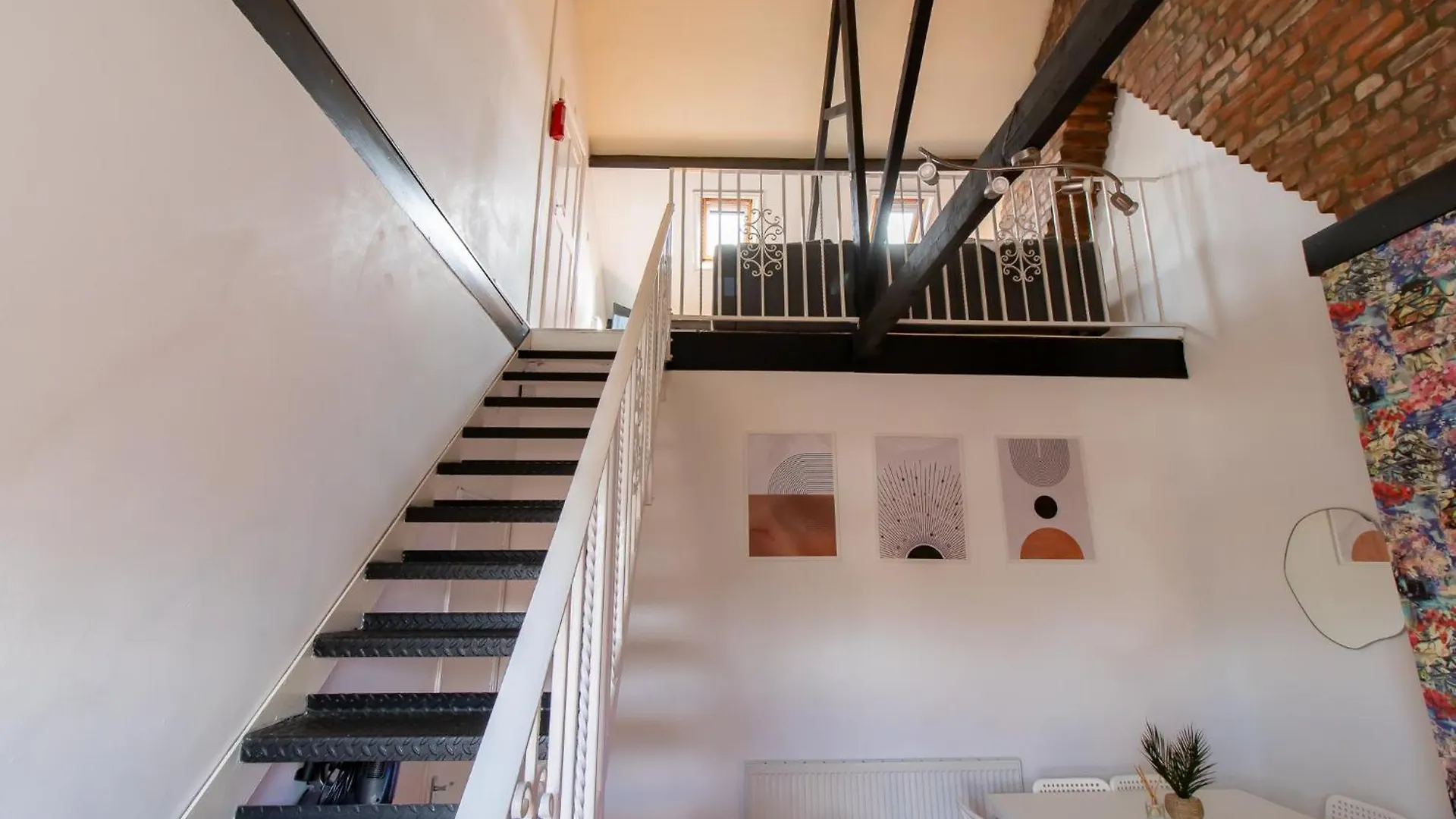 ניוקאסל 5 Bedrooms Eastbourne-Luna Apartments בריטניה