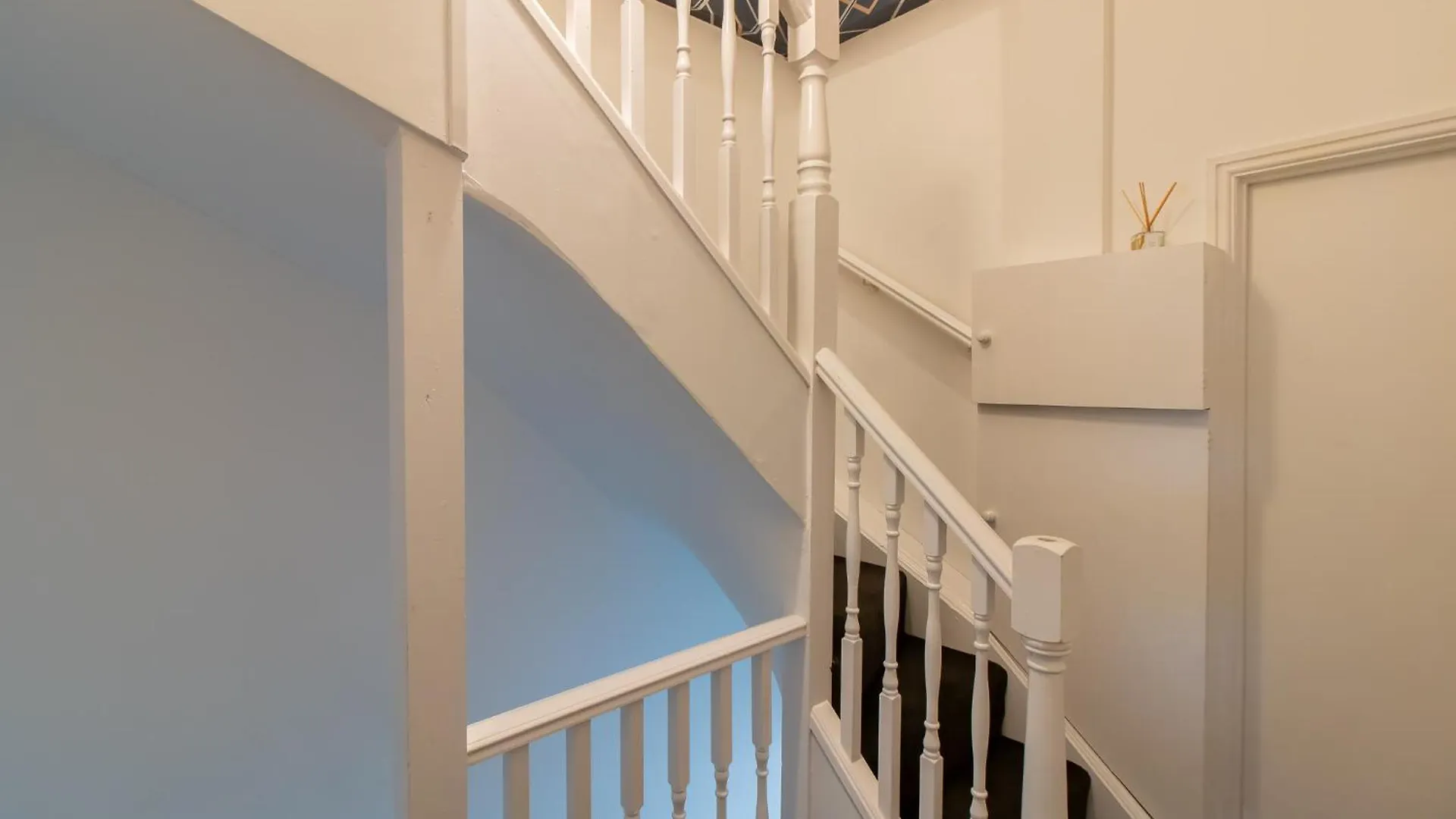 ניוקאסל 5 Bedrooms Eastbourne-Luna Apartments 0*,